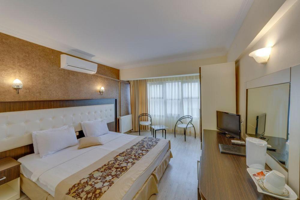 The View City Hotel Kusadası Esterno foto