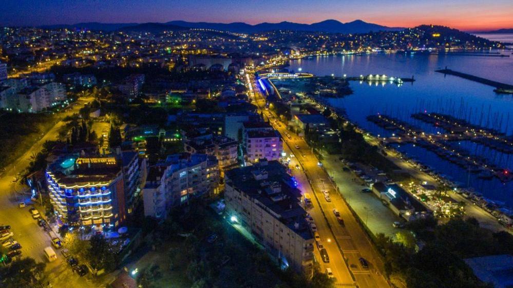 The View City Hotel Kusadası Esterno foto